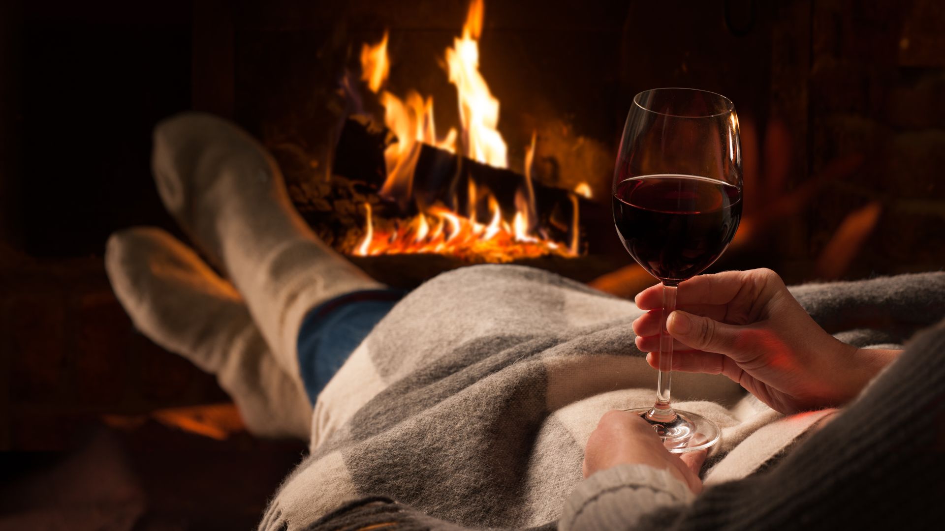 slider-self-sufficiency-fireplace